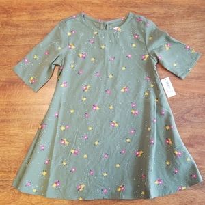 NWT Sweet floral pattern lightweight dress